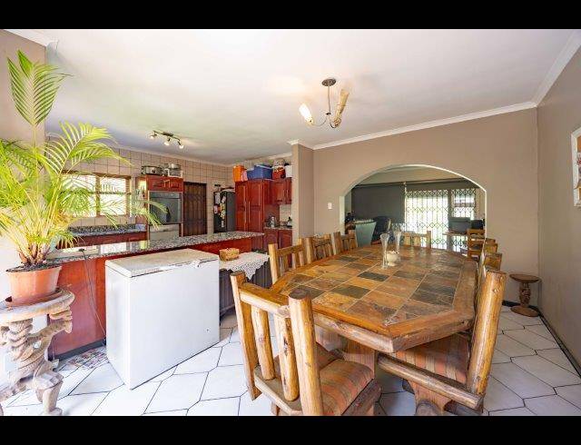 2 BEDROOM HOUSE FOR SALE IN ESCOMBE